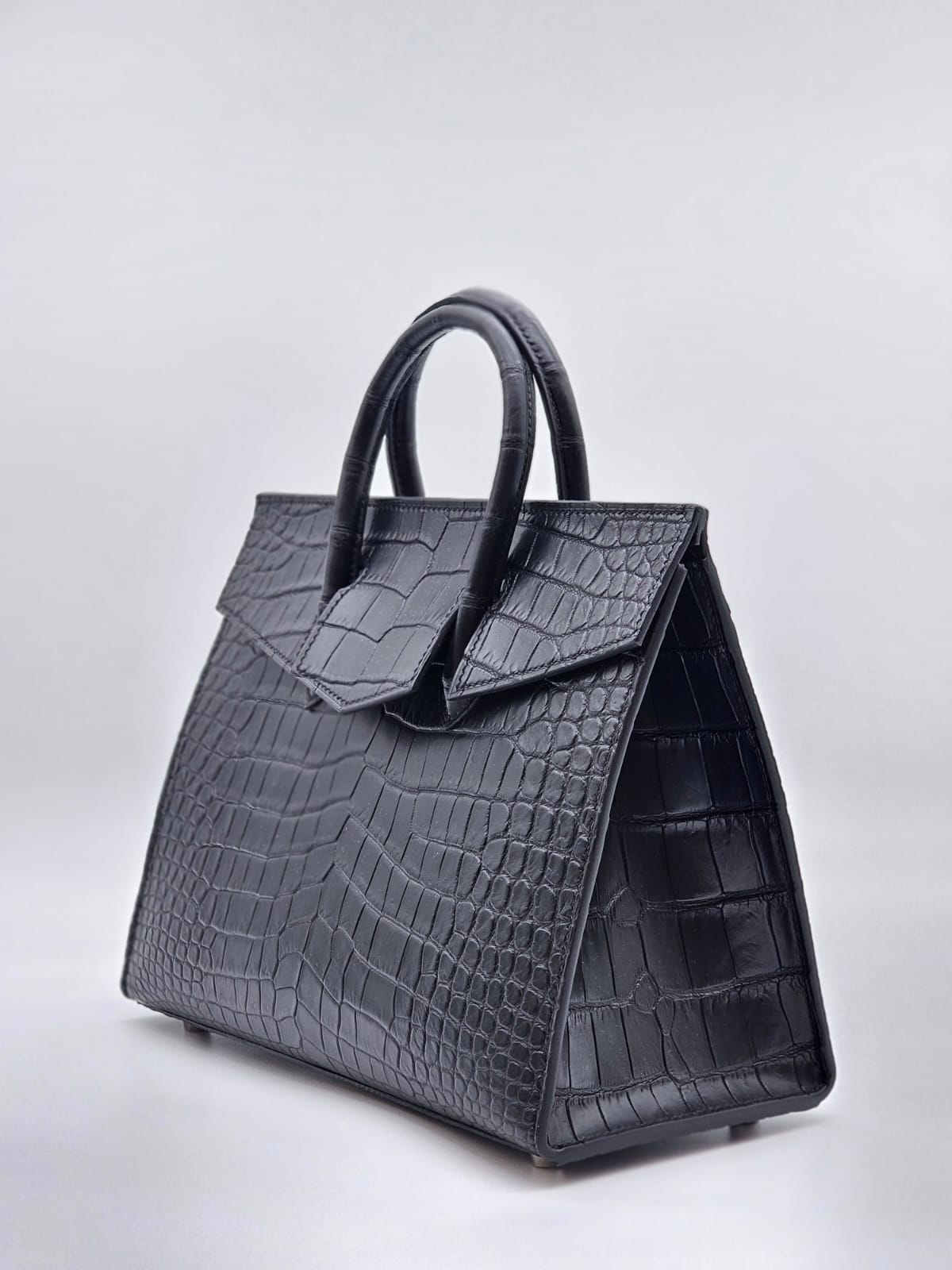 AMEERA CROCODILE