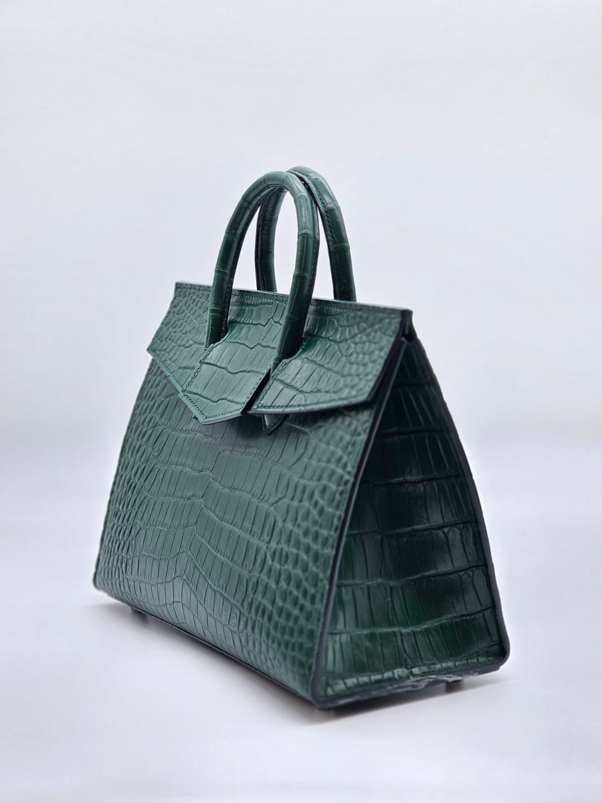 AMEERA CROCODILE